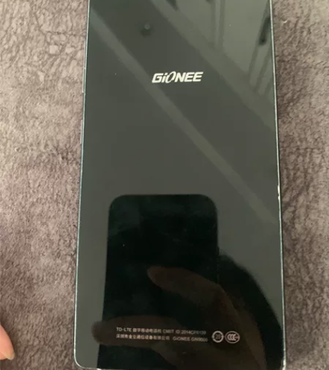 金立手机，vivo手机，小米手机，3台手机...