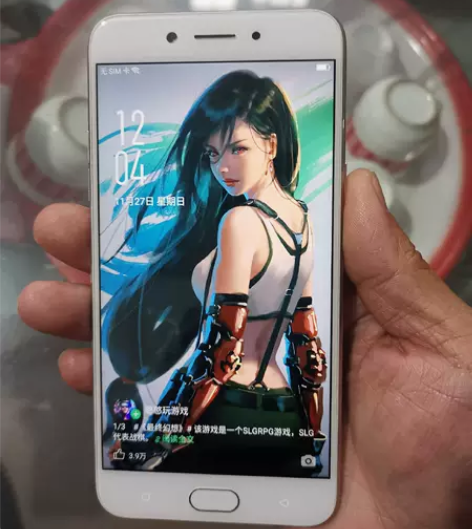 成色极好的oppoa77手机，3+32内存...