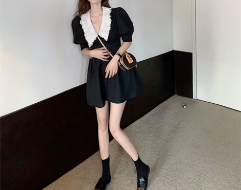 ?赫本风可盐可甜连衣裙女2021夏季新款法...