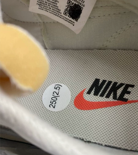 耐克NIKE 男子 运动休闲鞋 复古跑 缓...