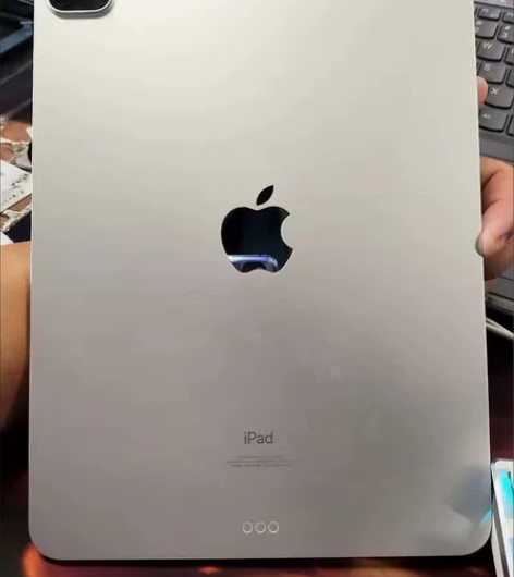割肉出，带笔低价卖二手平板iPad2021...