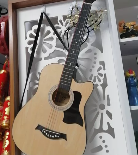 急出!!!出闲置吉他 买来学没学会 第一次...