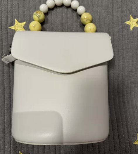 女士斜挎/手拎小皮包 很新 只用过两次 ...