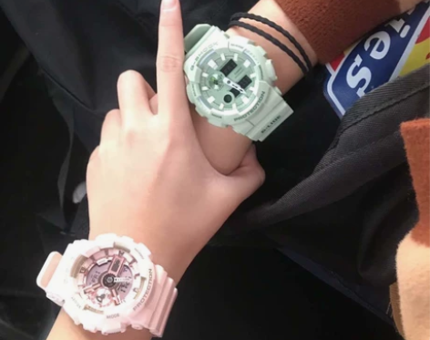 绿色卡西欧G-shock 便宜出，保证正品...