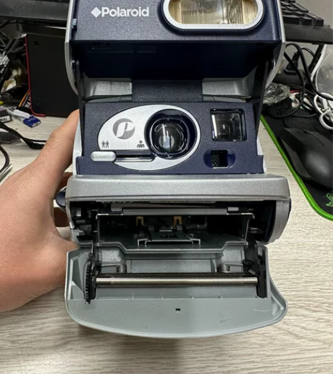 宝丽来polaroid P 600一次成像...