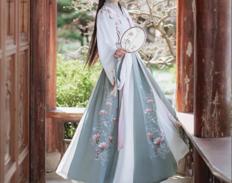 玉春香子南记原创传统中国风汉服女晋制襦裙十...