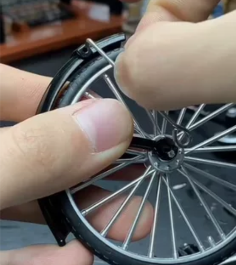 【低价出售】泪奔了！老式怀旧复古二八大杠自...