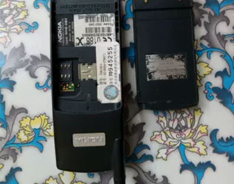 诺基亚 8110+中古机 有块电池 机子不...