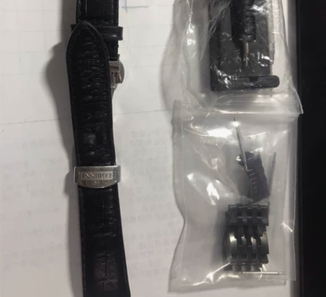 罗宾尼真皮表带 买了钢带换下来的，宽度19...