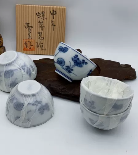 日本名家作“卖茶”款青花生肖申猴茶杯五客 ...