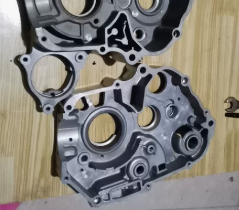 飞鹰原装110发动机箱体 摩托车店转行，有...