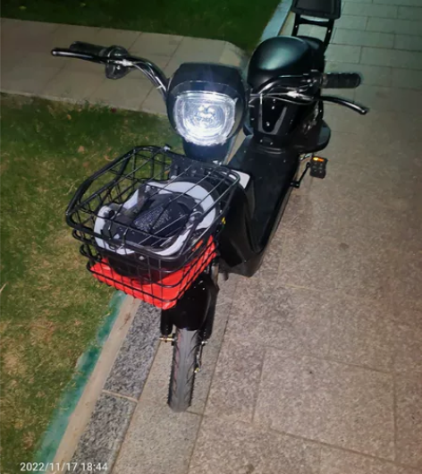 刚买的电动车（一个月以内），感觉太小了，骑...