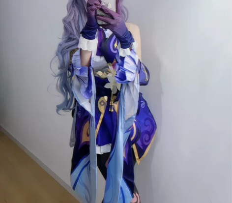 三町目原神刻晴cos服 只有一套衣服 L码...