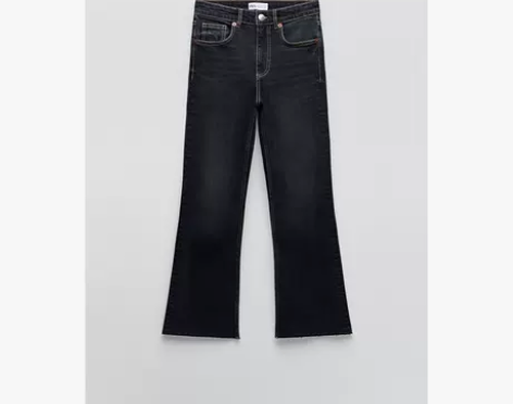 ?ZARA 新款 TRF 女装 及踝喇叭牛...