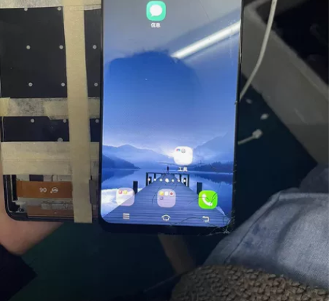Vivo x21原装拆机屏幕总成，盖板碎了...