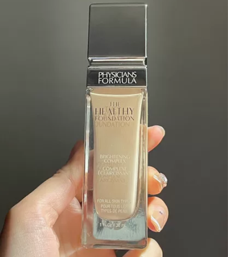 pf粉底FN4有赠品 拍下都有赠品，半卖半...