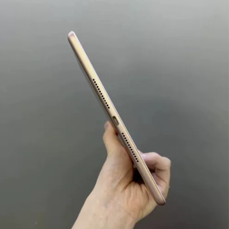 iPad 2020 128g 国行9.9新...