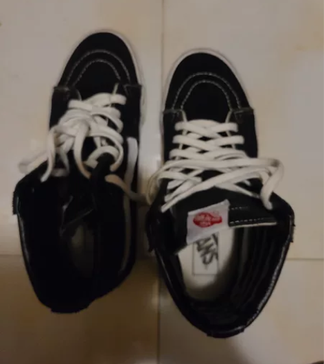 vans高帮女鞋，清鞋柜，给邮费送了 感兴...