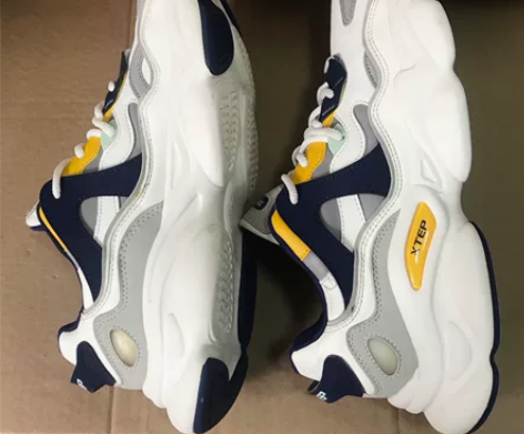 XTEP特步男鞋老爹鞋秋冬季轻便舒适运动休...