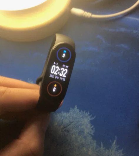 小米手环6，功能全部正常，买了几个月也没怎...