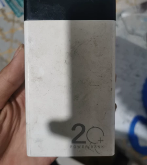 出2万毫安充电宝 感兴趣的话点“我想要”和...