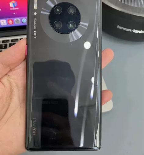 国行。99新。华为Mate 30pro. ...