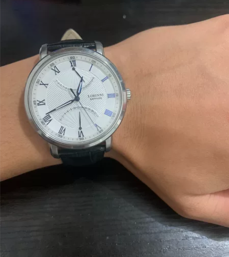 罗宾尼手表 没有破损 喜欢的可以私信 感兴...