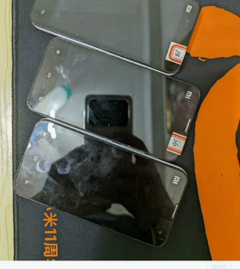 小米2s手机,以前买来挂机的,有二三十台,...