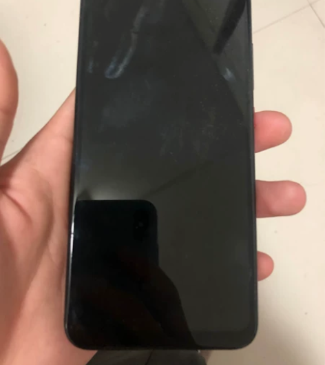 小米8透明探索版,8+128,换过屏没指纹...