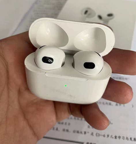 华强北四代蓝牙耳机，无线pro4代耳机半入...