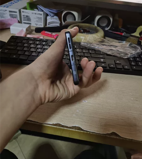 红米k50电竞版黑8+128 外观全新,保...