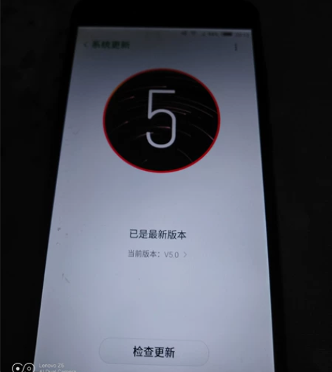 努比亚z11mini  外观很破。但插充电...