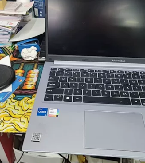 华硕X1502z，笔记本电脑，99.99新...