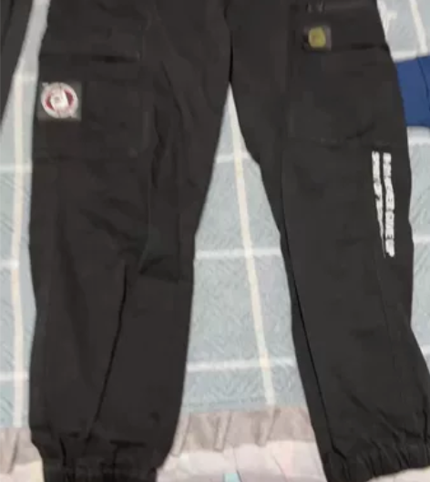 森马工装裤 感兴趣的话点“我想要”和我私聊...