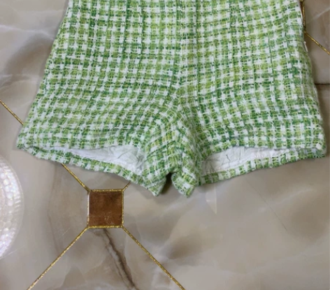 zara女休闲短裤 感兴趣的话点“我想要”...