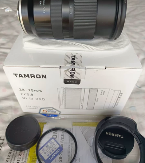 出自用的腾龙28－75f2.8一代镜头，箱...