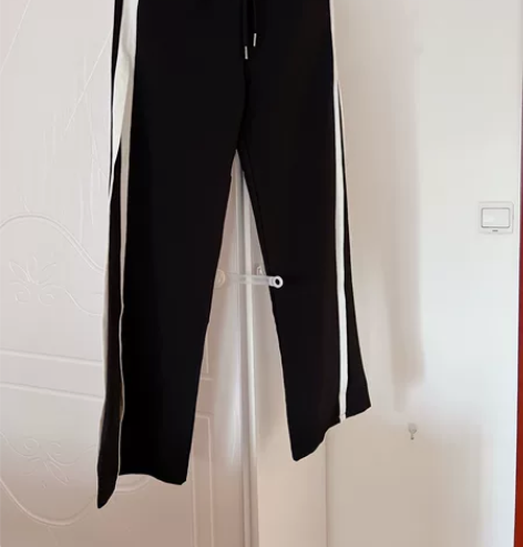 全新加长 阔腿裤,140斤以内穿 感兴趣的...