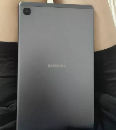 自用三星平板tab A7 Lite 插卡版...