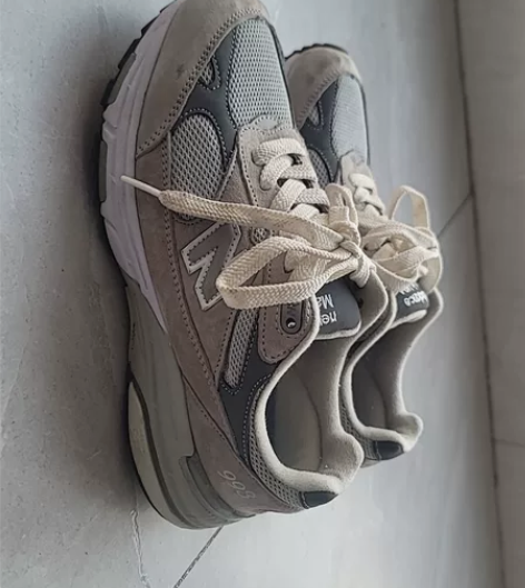 新百伦993 39码  高f 感兴趣的话点...