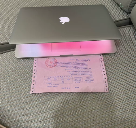 i9顶配笔记本电脑，8核Macbook p...