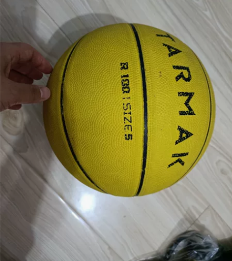 篮球好用，能直接用20元自取   25元包...