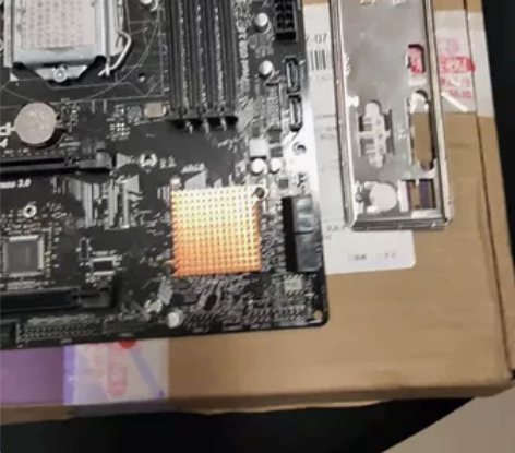 华擎B150M  Pro4主板，带挡板，功...