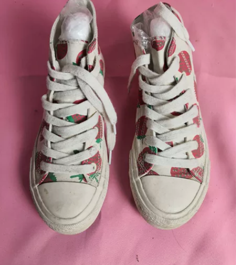 最新闲置帆布鞋。 体院闲置。尺码38码。手...