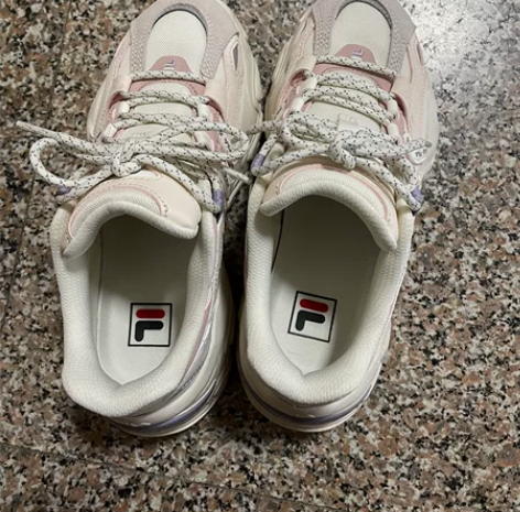 fi?la鱼刺鞋，9成新，37.5码 感兴...