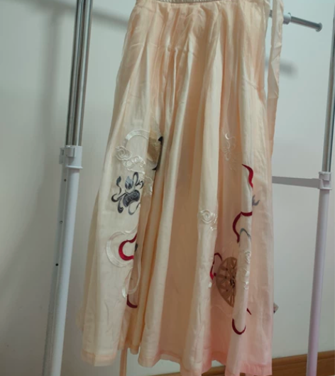 【都城南庄】S码齐腰裙，8成新 腰长99，...