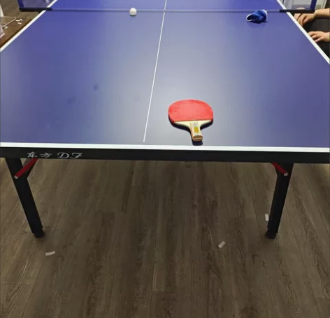 全新乒乓球桌折叠家用标准尺寸乒乓球台室内可...