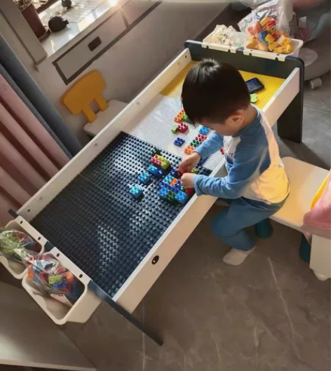 【搬迁亏本急售】加厚实木儿童积木桌多功能大...