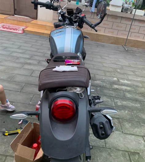 复古摩托车，京B私户，力帆kpm200.1...