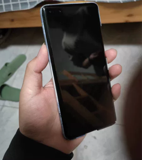 华为p40p＋，换过外屏，出，有意者联系 ...