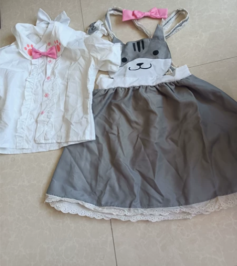 幼稚小熊背带裙S 上衣有点泛黄